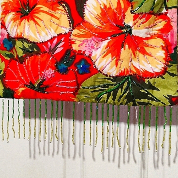 Colorful flower printed purse with gorgeous hand beading and sequins detailing - Picture 5 of 17